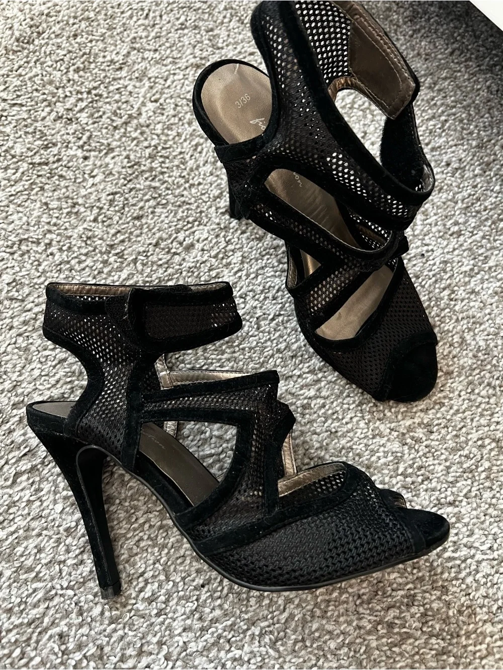 fiove collection sophisticated black